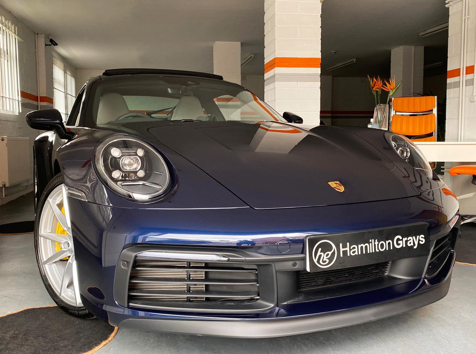 2020 (20) Porsche 911 3.0T [992] C2S PDK. Night Blue Metallic with Two Tone Slate Grey and Crayon Leather Interior. 3 Year Porsche Warranty. Delivery Mileage! (SOLD)