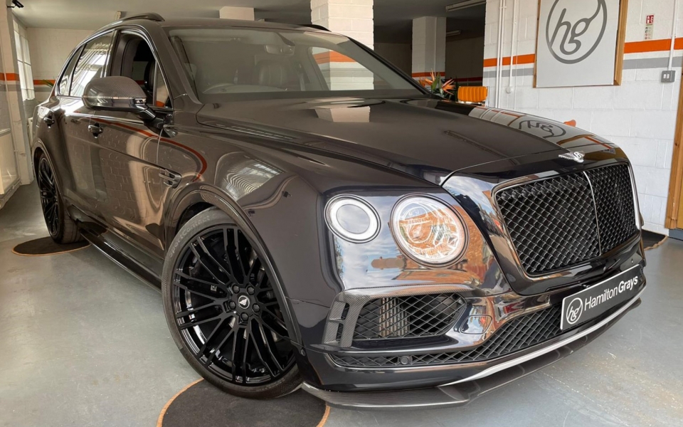 2017 (17) [2018 my] Bentley Bentayga 4.0d V8 Auto 4WD. Finished in  