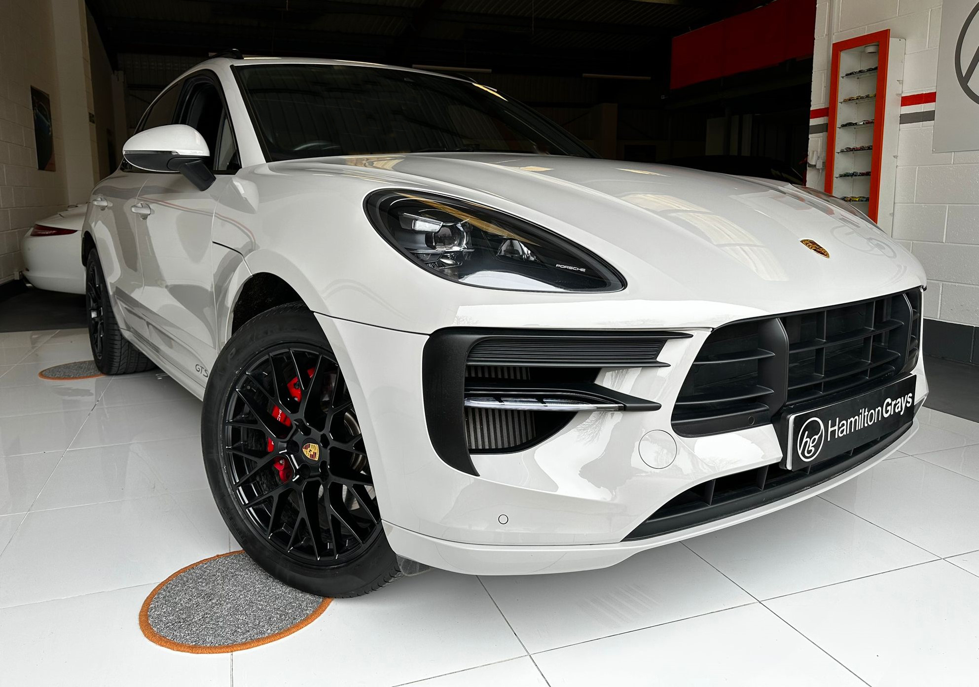 2021 (21) Porsche Macan 2.9T V6 GTS PDK 4WD. Finished in Crayon with Full GTS Black Alcantara Interior Package. 20k.. Just Serviced on 07.03.23. Sport Design Package / Panoramic Roof. £69,950
