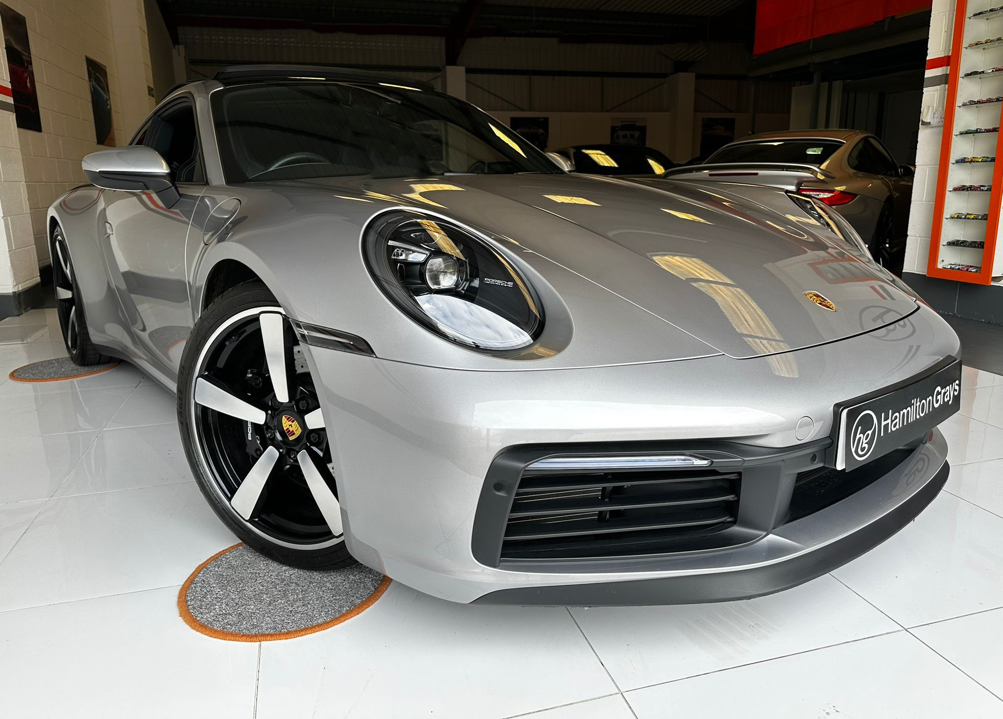 2021 (21) Porsche 911 3.0T [992] Carrera 4S PDK 4WD. In GT Silver Metallic with Extended Black Hide. 4,569m. FPSH. 12m Warranty.. Comes with over 20 Factory Fitted Optional Extras.  £117,950